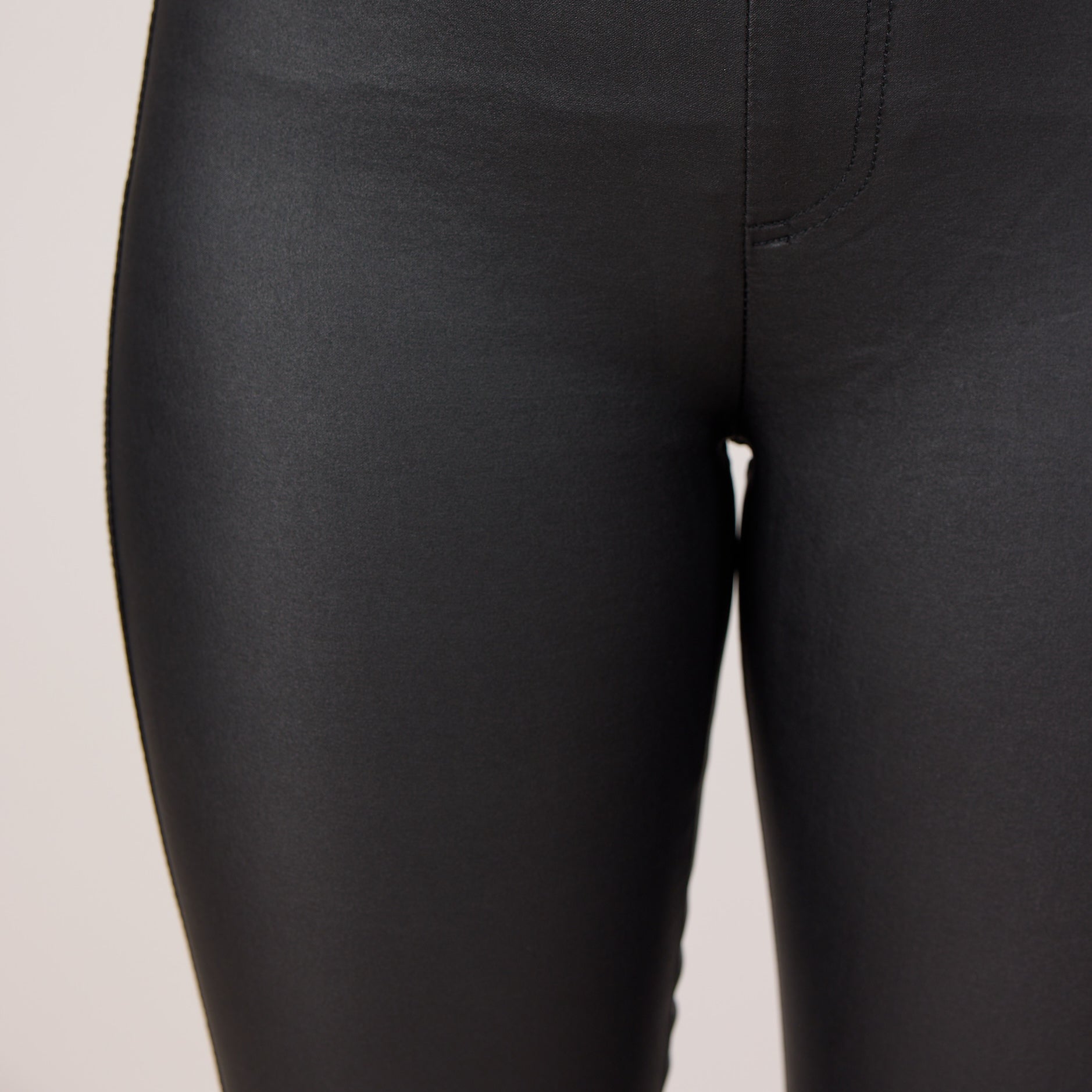DNYcph ALEIA COATED LEGGINGS LEGGINGS 8099 BLACK COATED
