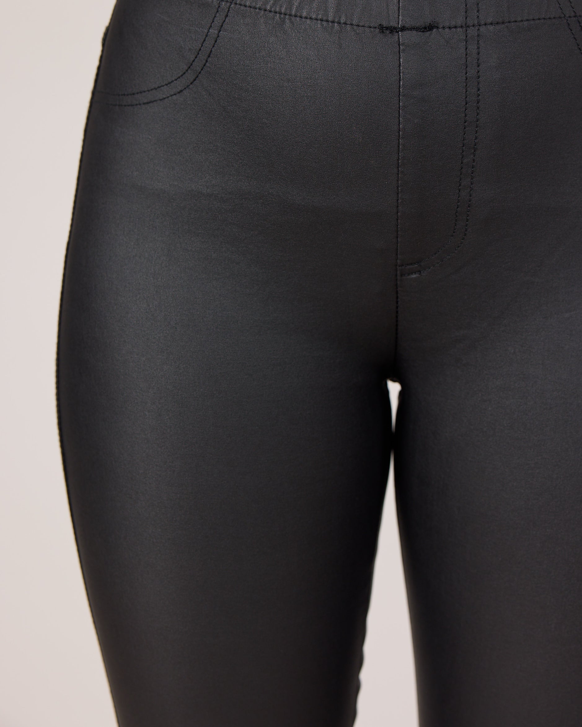 DNYcph Plus Size Aleia Coated Leggings LEGGINGS 8099 BLACK COATED