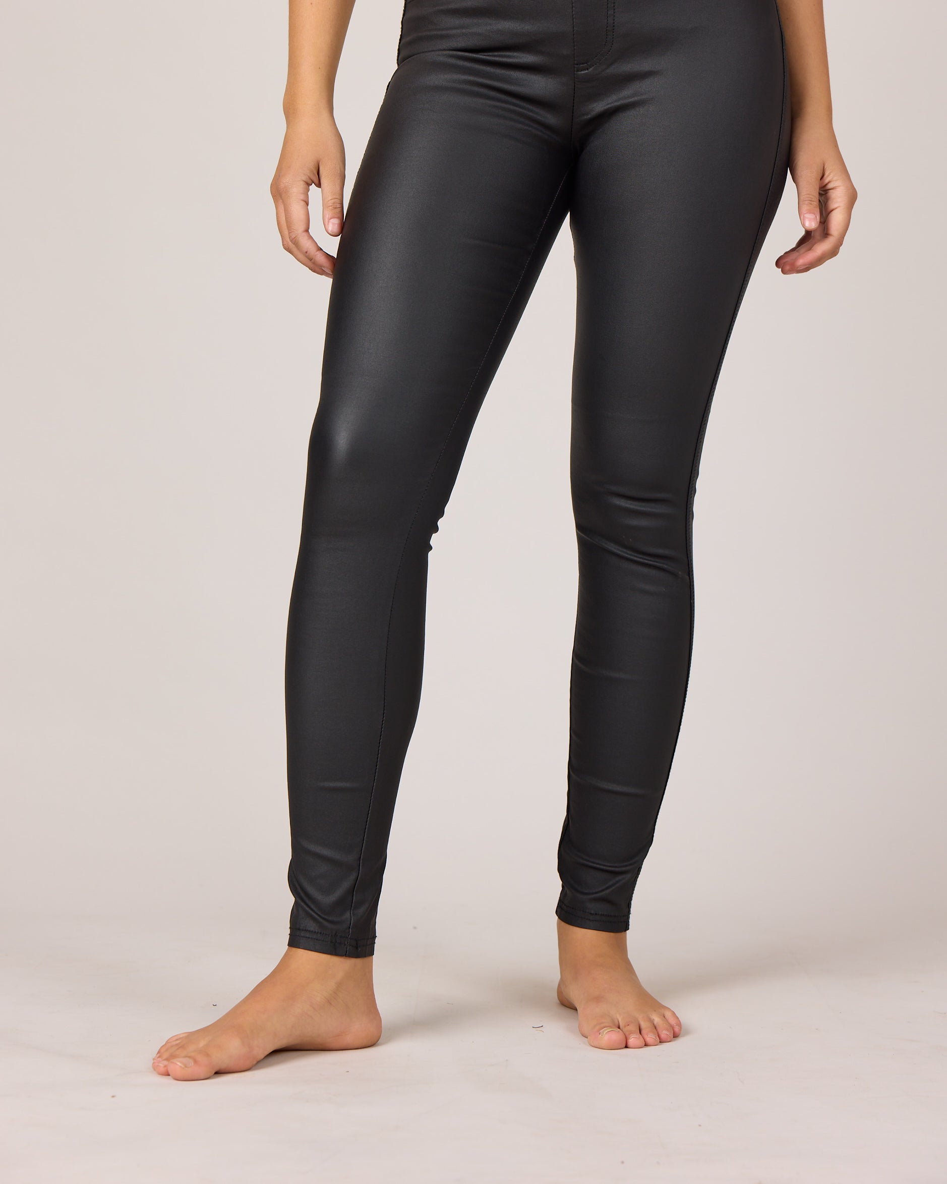 DNYcph Plus Size Aleia Coated Leggings LEGGINGS 8099 BLACK COATED