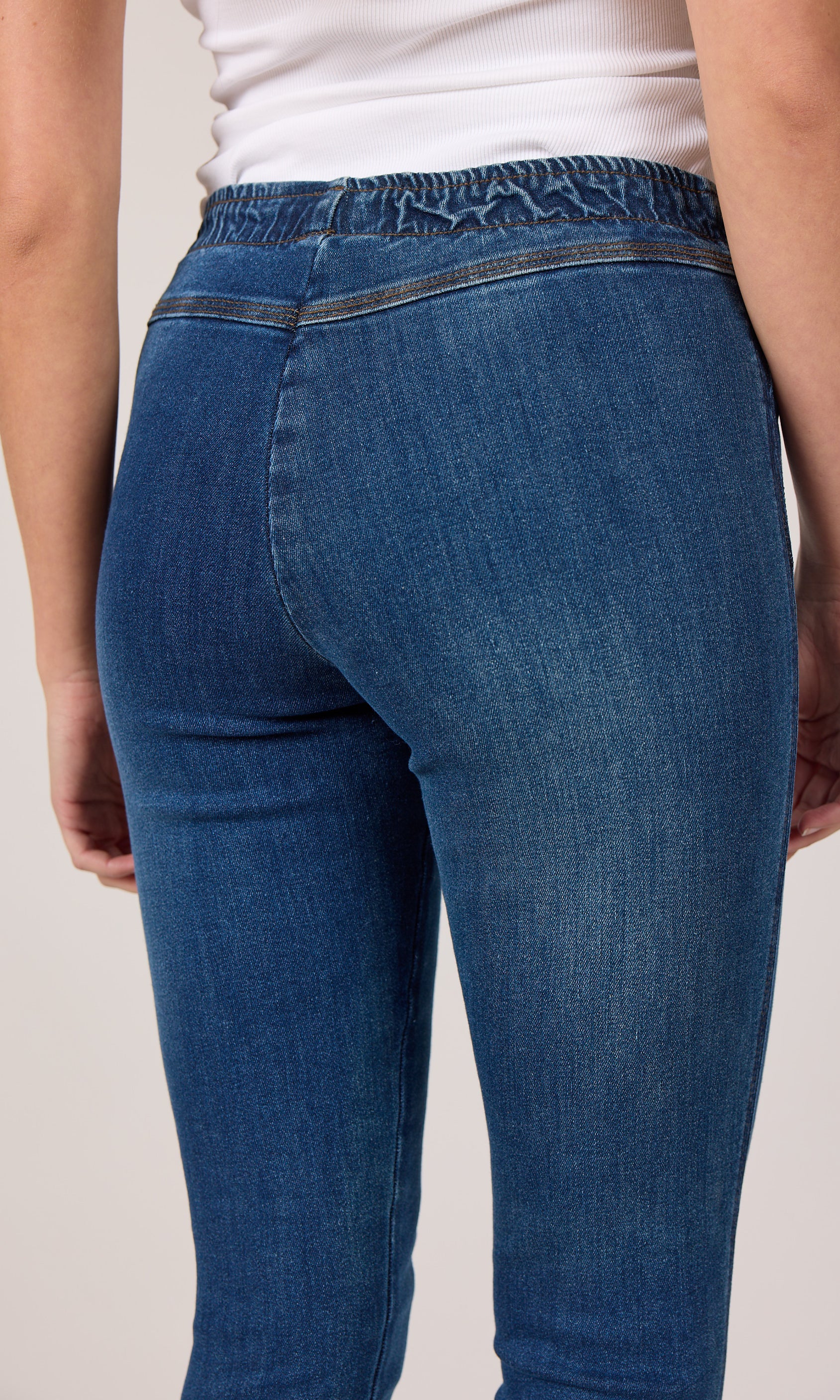 MARC LAUGE ALEIA DENIM LEGGINGS LEGGINGS 9396 DENIM USED