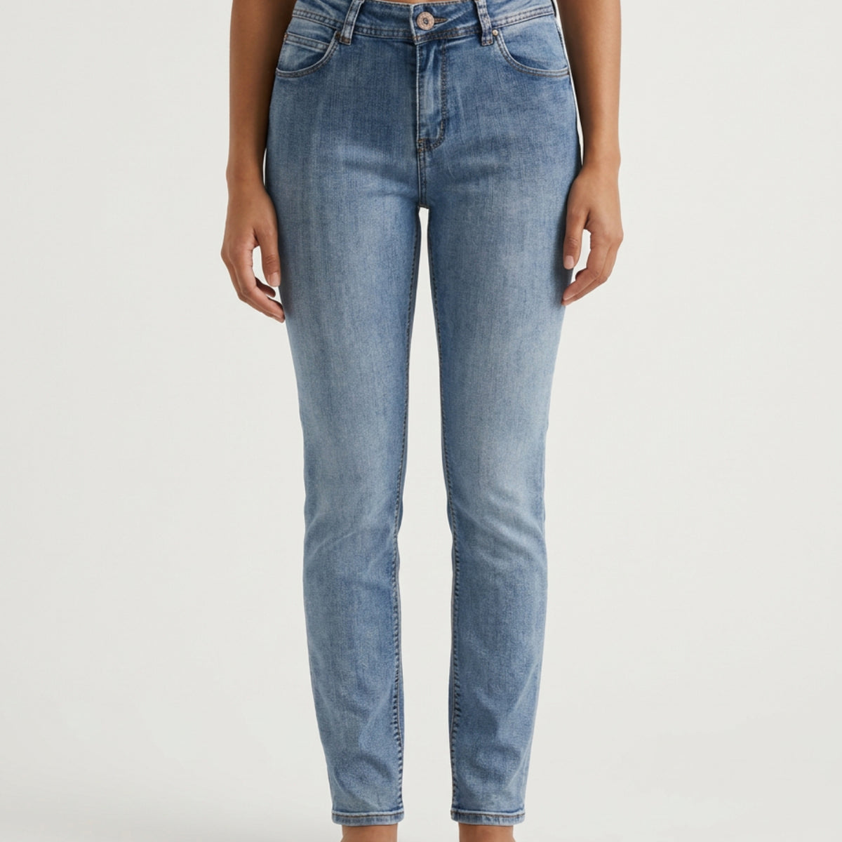 MARC LAUGE Luna High Waist Straight Leg Jeans | Marc Lauge DENIM/TWILL 9196 LIGHT BLUE USED