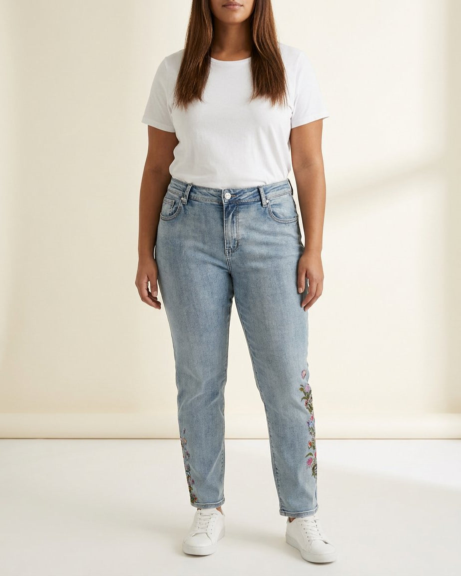 DNYcph Plus Size Tea Embroidered Jeans DENIM/TWILL 919699 BENNETON LIGHT BLUE