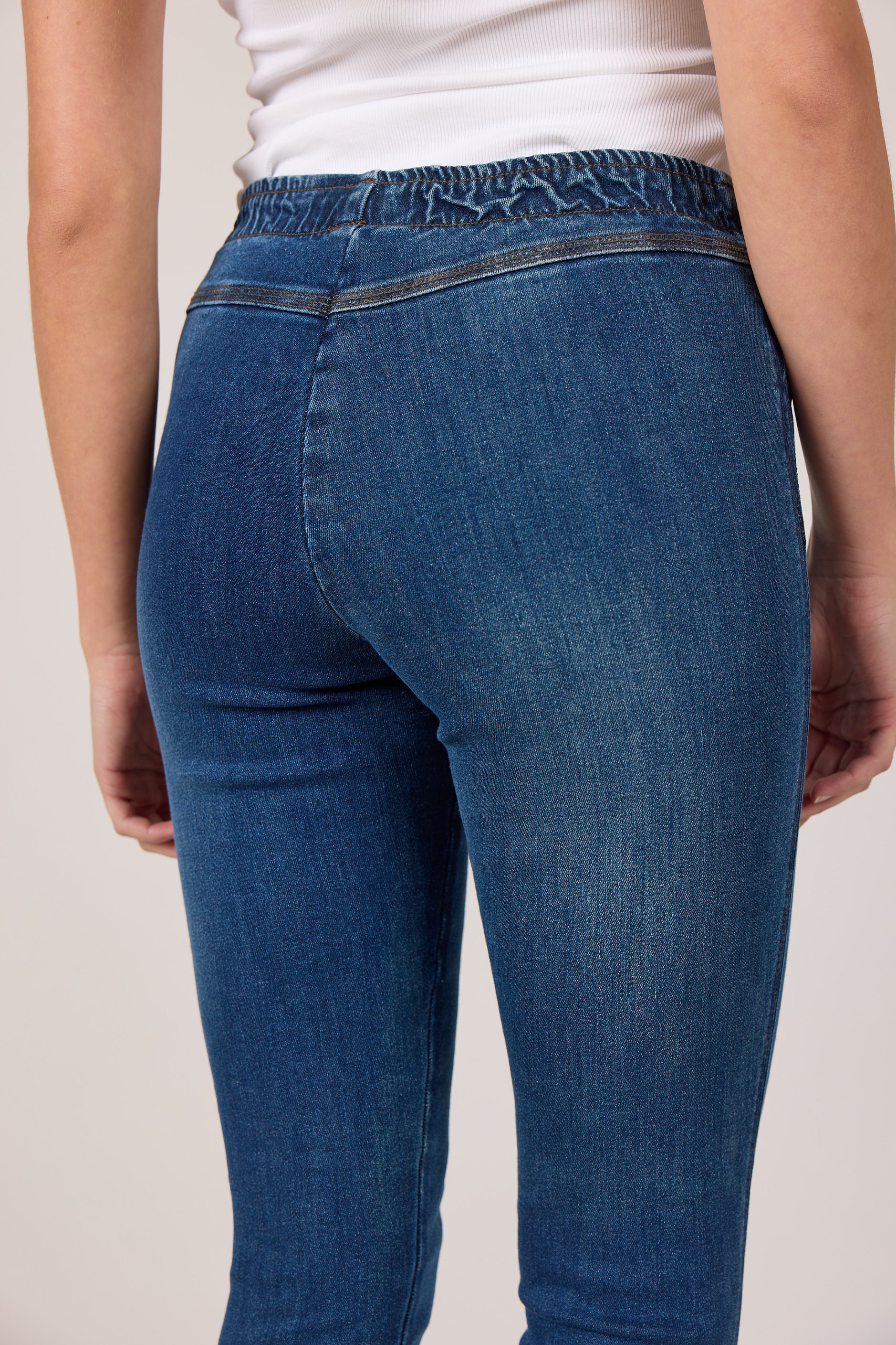 MARC LAUGE ALEIA DENIM LEGGINGS LEGGINGS 9396 DENIM USED