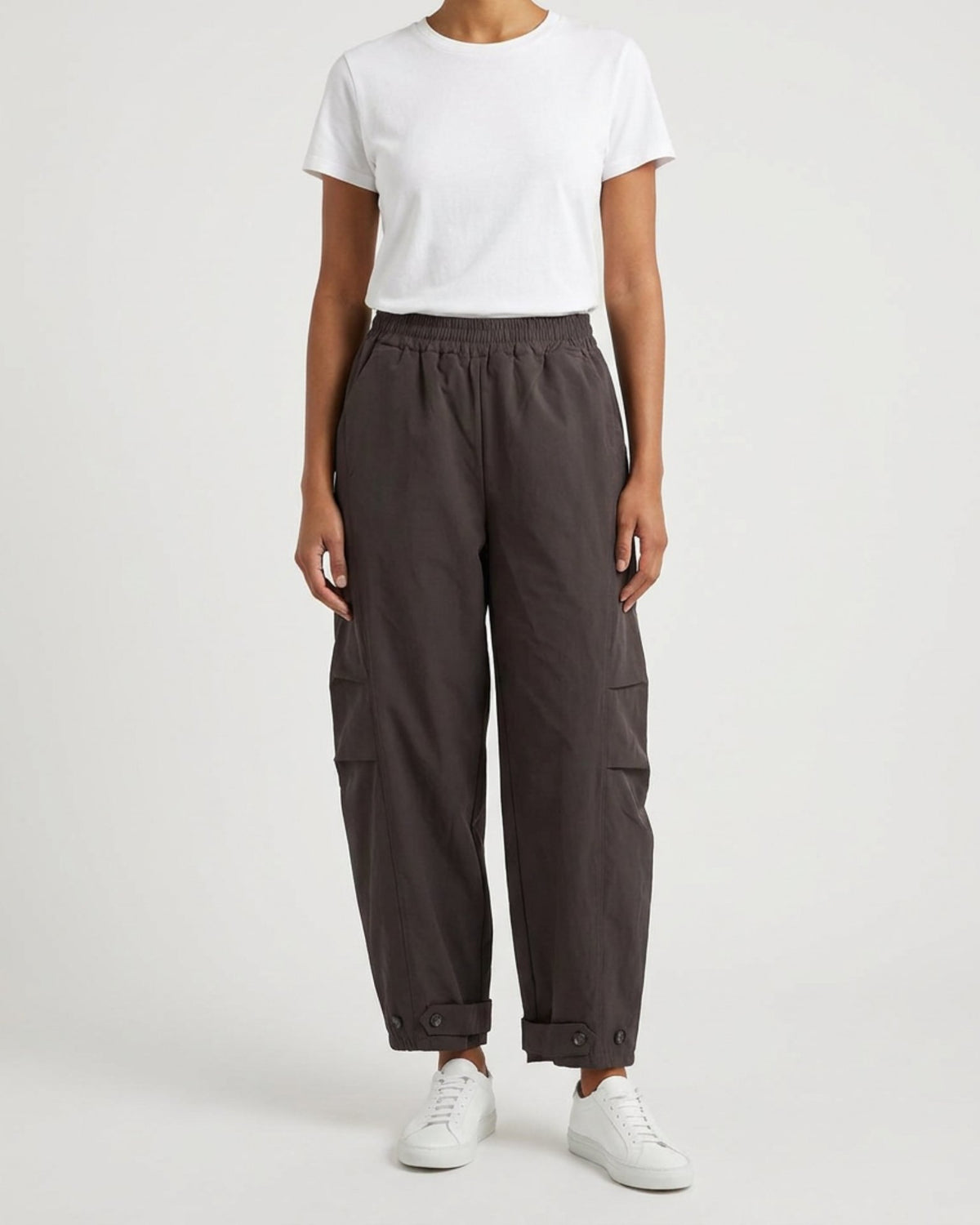 M JEANS CAMOU BARREL PANTS 129 CHOCOLATE