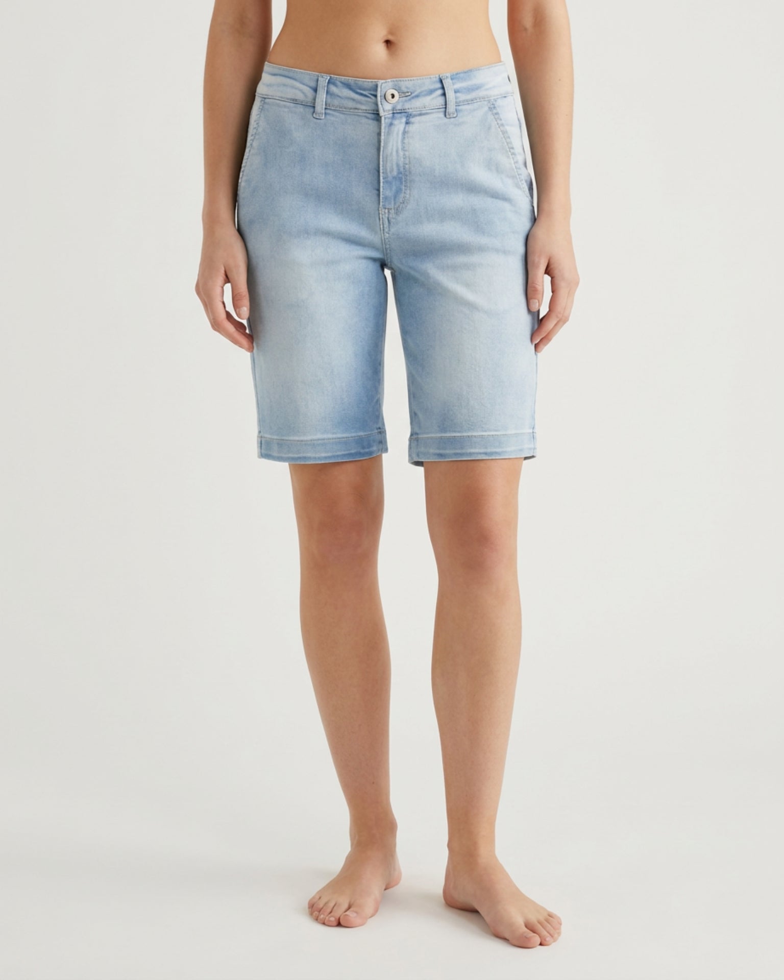 MARC LAUGE COMO DENIM SHORTS SHORTS/SKIRT 9196 LIGHT BLUE USED