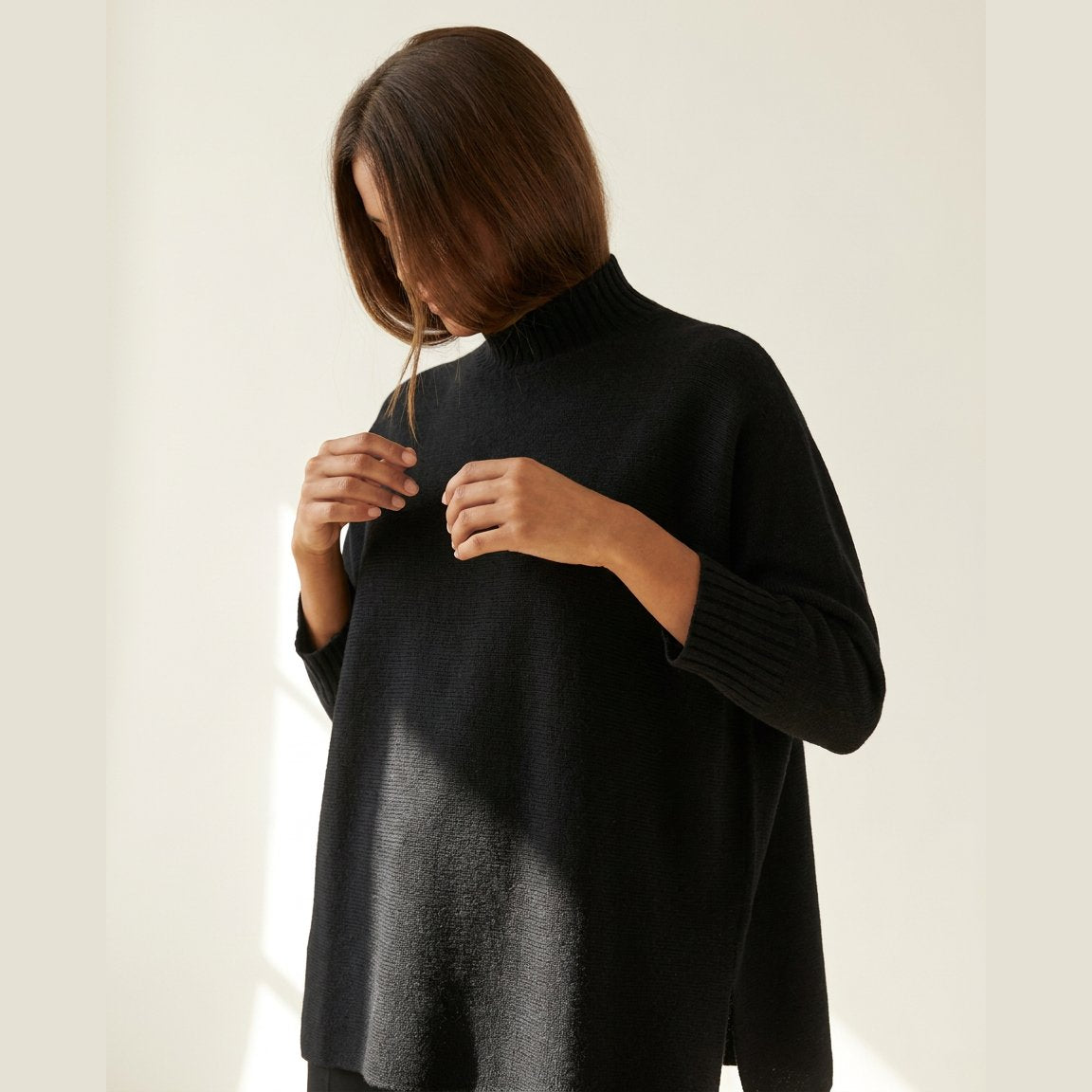 MOONDUST Moondust Liv Turtle Big Knit | Oversized Turtleneck Knit KNITWEAR 80 BLACK