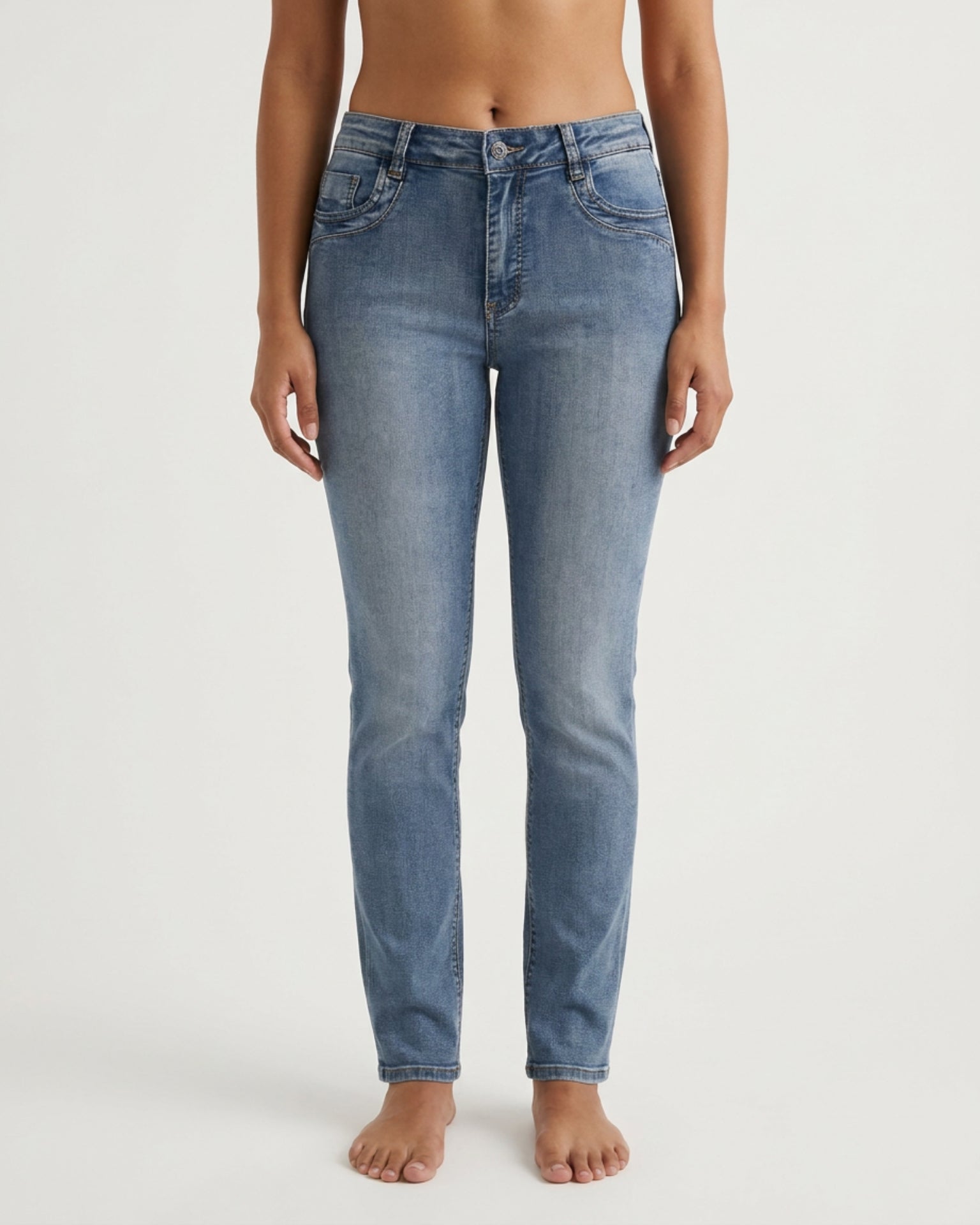 MAPP Patti Straight Leg Denim Jeans DENIM/TWILL 9196 LIGHT BLUE USED